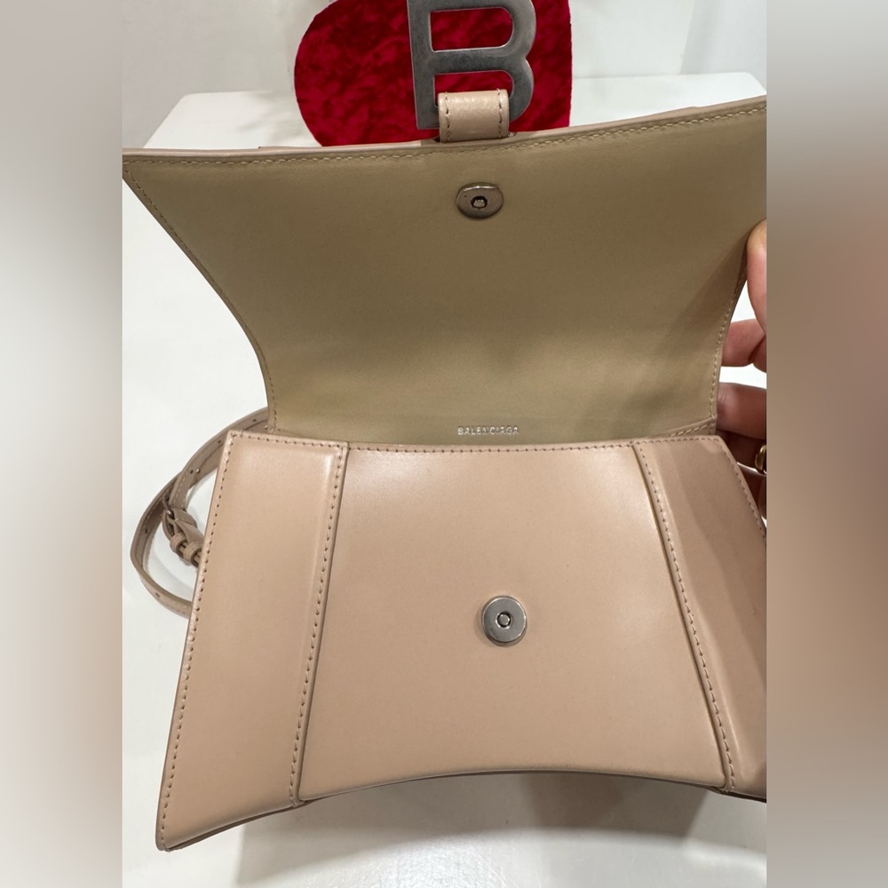 BALENCIAGA Hourglass Small Handbag in beige shiny box calfskin Bag - Picture 10 of 16